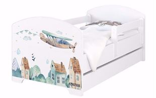 Obrázek Dětská postel Oskar Domečky a letadlo 140x70 cm - Bílá